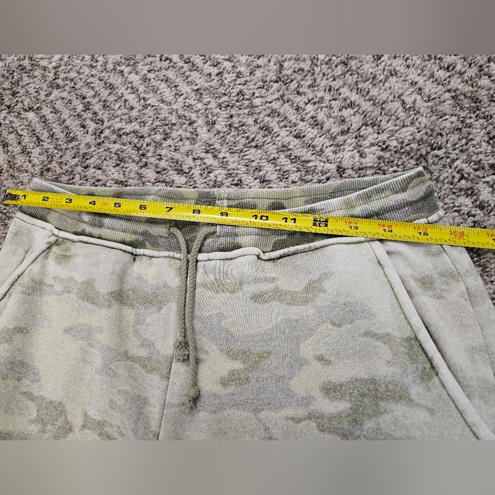 Gilded Intent Camo Cargo Joggers NWOT - Picture 6 of 16